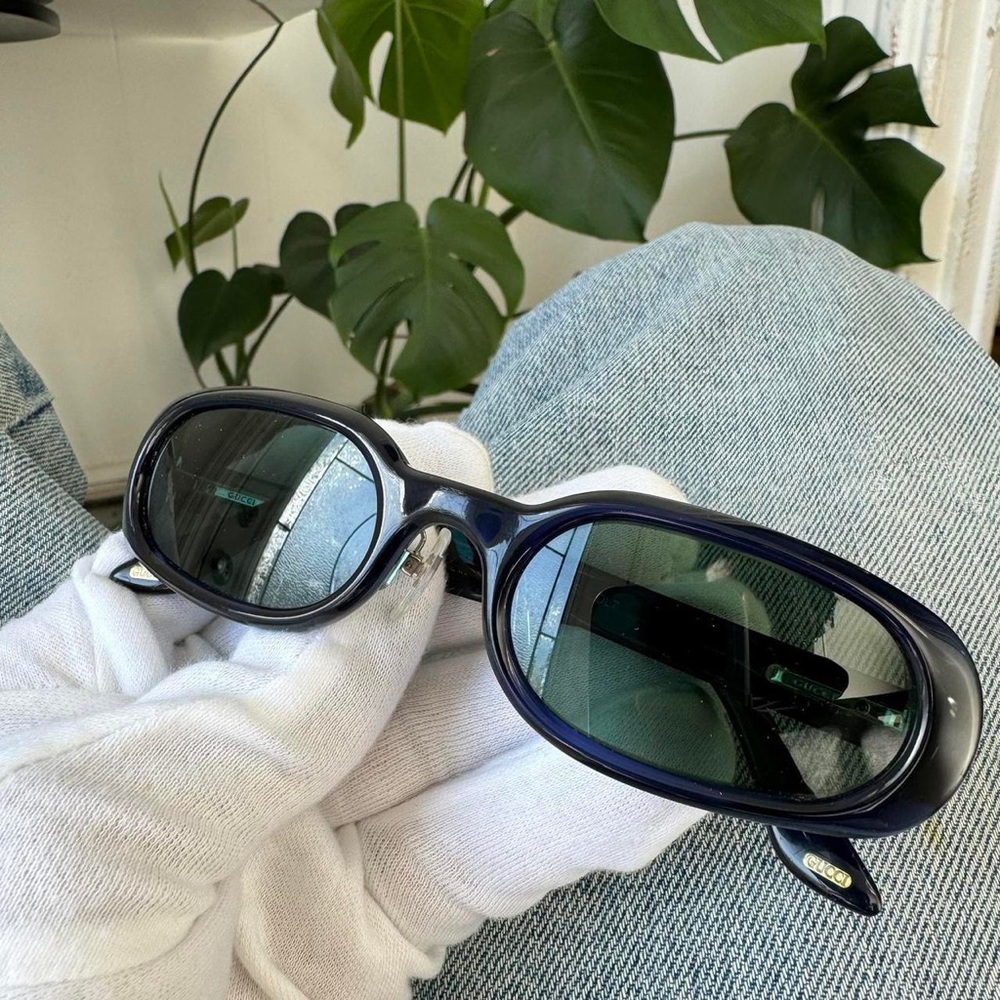Vintage Gucci Sunglasses - Picture 7 of 8